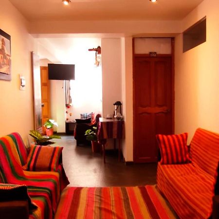 Qolmay Hostel Cuzco Zewnętrze zdjęcie